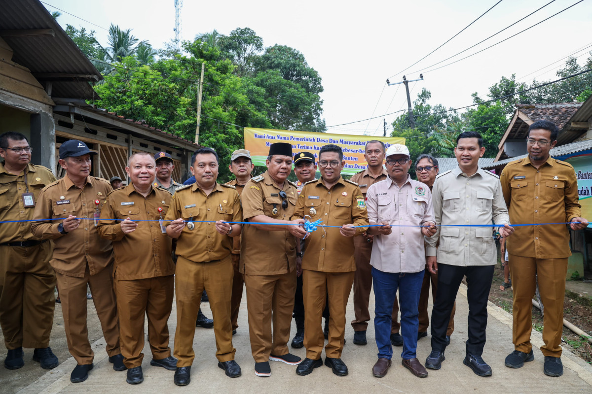 Program Bang Andra Sentuh Pandeglang, Jalan Desa Majau-Mekarwangi Rampung Dibangun