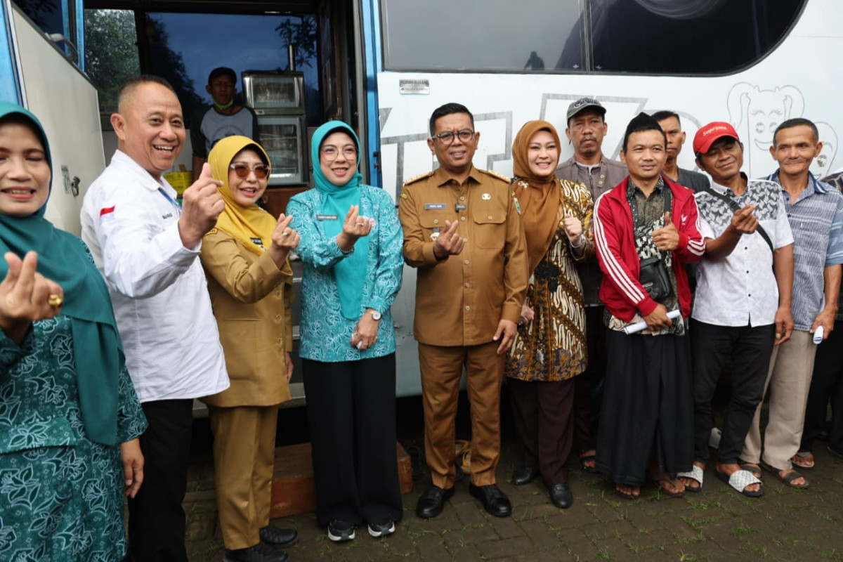 Ketua TP PKK Provinsi Banten Tinawati Andra Soni: Sinergi Program KB dan Program PKK Penting
