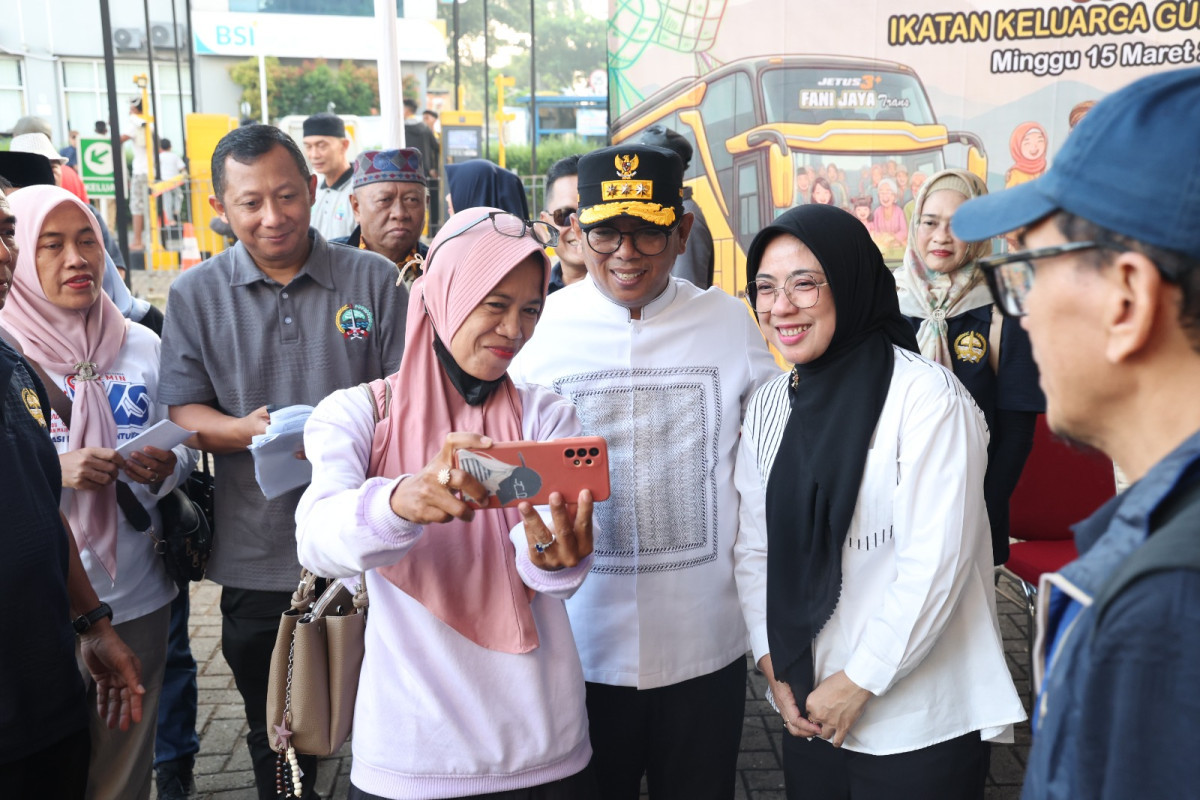 Lepas Mudik Warga Asal Gunung Kidul dari Banten, Gubernur Andra Soni Disebut Pemimpin Merakyat