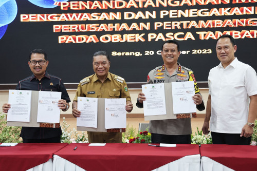 Pj Gubernur Banten Al Muktabar Tandatangani Pakta Integritas Penegakan Hukum Perusahaan Pertambangan