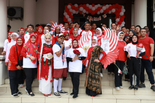 Pj Sekda Virgojanti Buka Lomba Peringatan HUT ke-78 Kemerdekaan RI di Lingkungan Setda Provinsi Banten