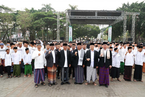 Pj Gubernur Banten Al Muktabar Ajak Santri Turut Berkontribusi Dalam Pembangunan