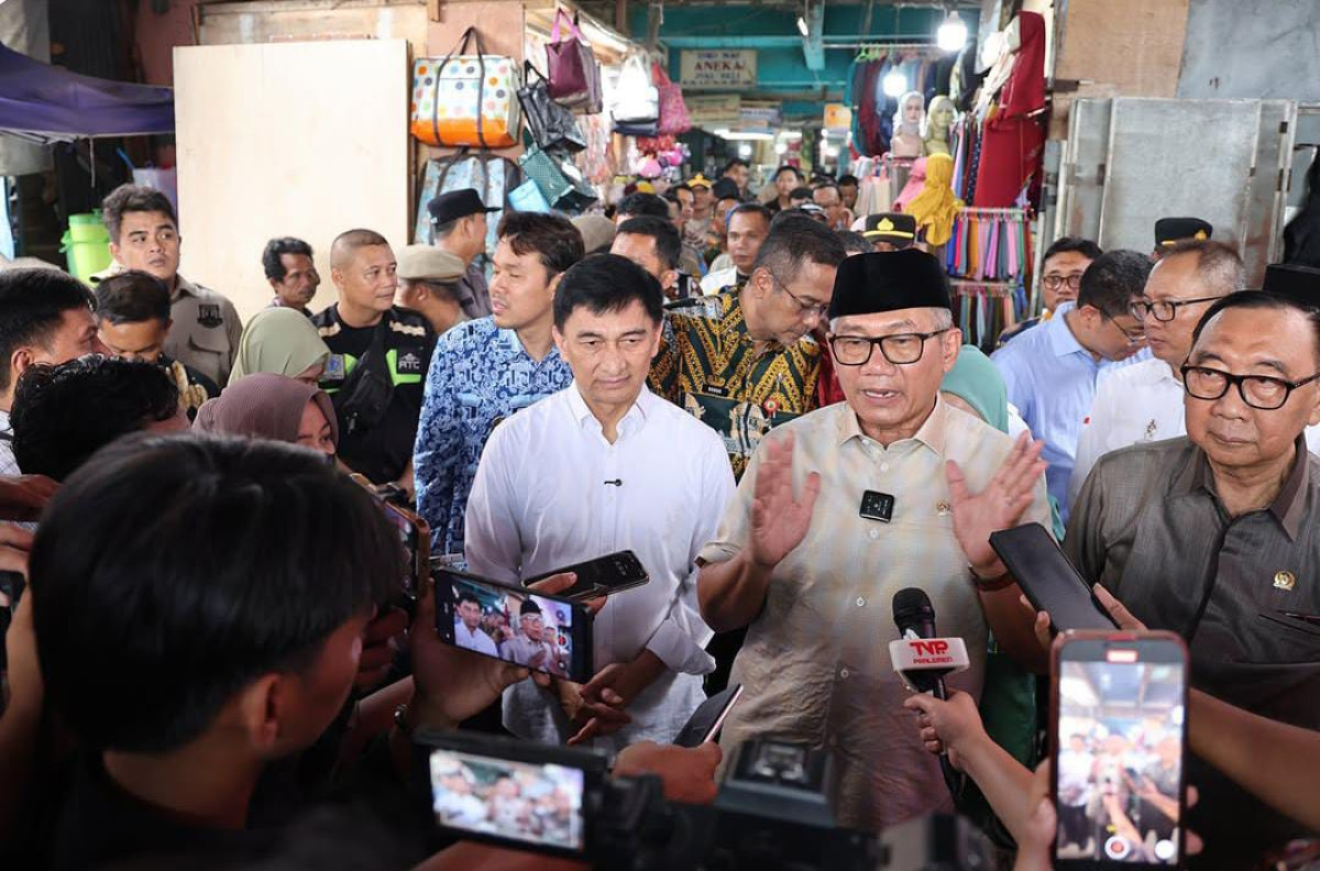 Wagub Banten A Dimyati Natakusumah Dampingi BAM DPR RI Pantau Harga Bahan Pokok Penting