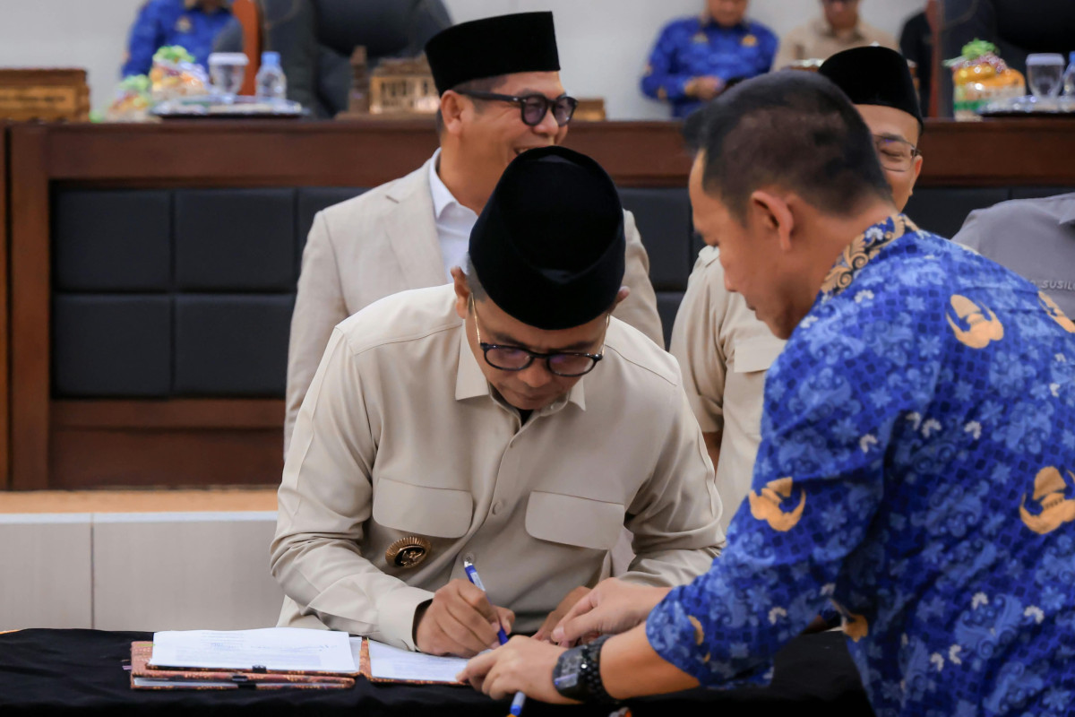 Perubahan KUA-PPAS 2026 Disepakati, Gubernur Banten Andra Soni Ajak Kawal Pelaksanaan Pembangunan