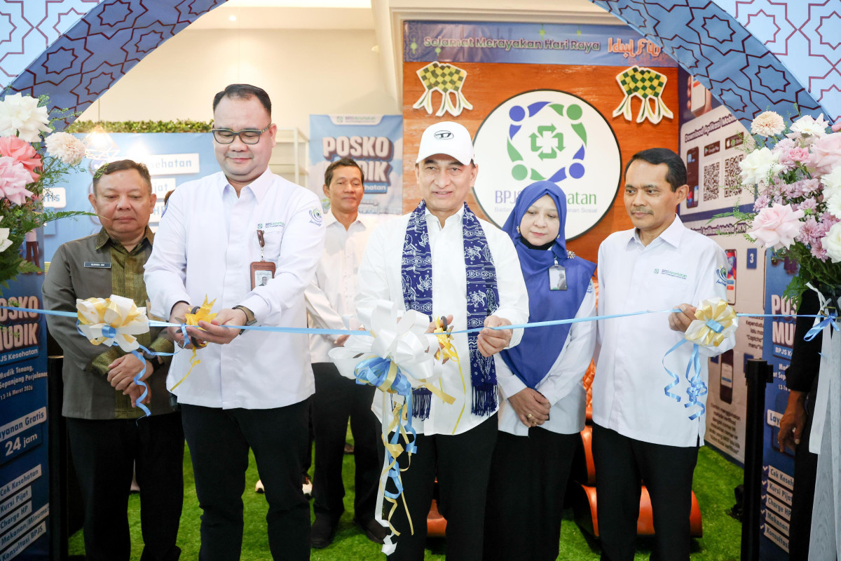 Dukung Layanan Kesehatan Pemudik, Wagub Dimyati Tinjau Posko BPJS di Merak