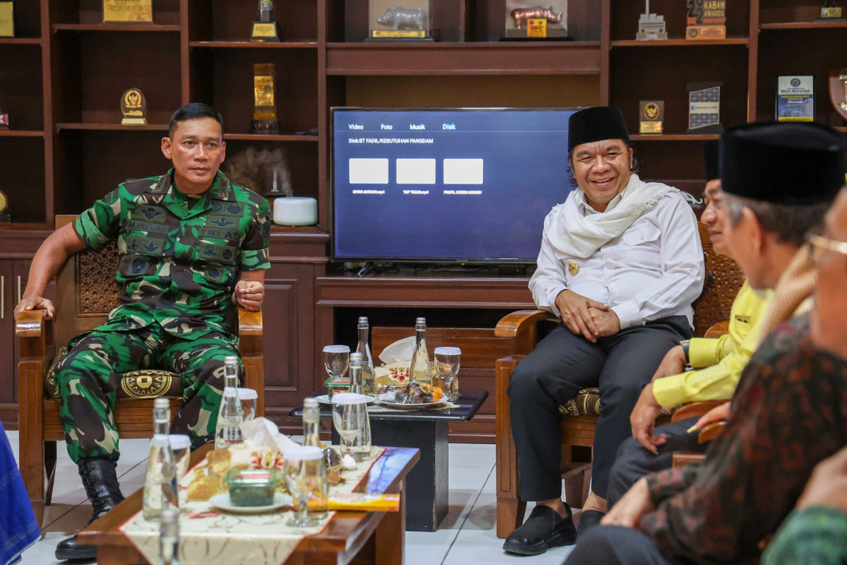 Pj Gubernur Al Muktabar Hadiri Silaturahmi Pangdam III/Siliwangi dengan Forkopimda dan Tokoh Agama Provinsi Banten